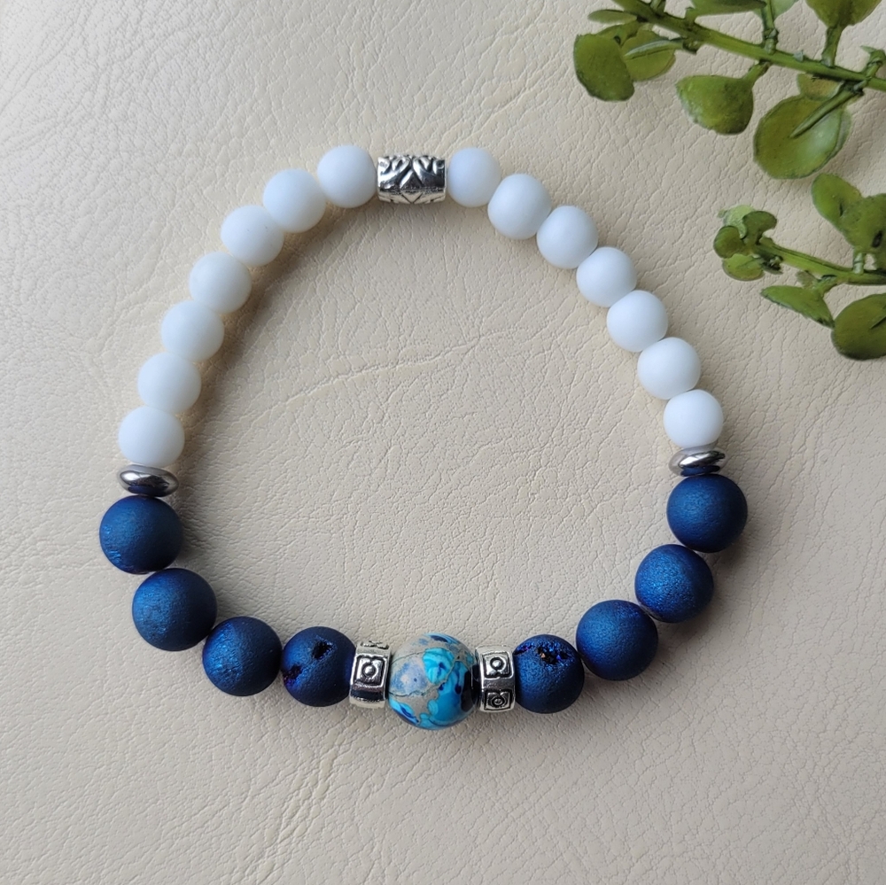 New Handmade Elastic Gemstone Healing Intention Sparkling Blue Bracelet